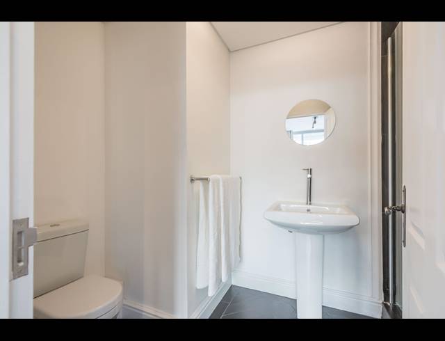 1 BEDROOM APARTMENT TO LET IN CAPE TOWN CITY CENTRE